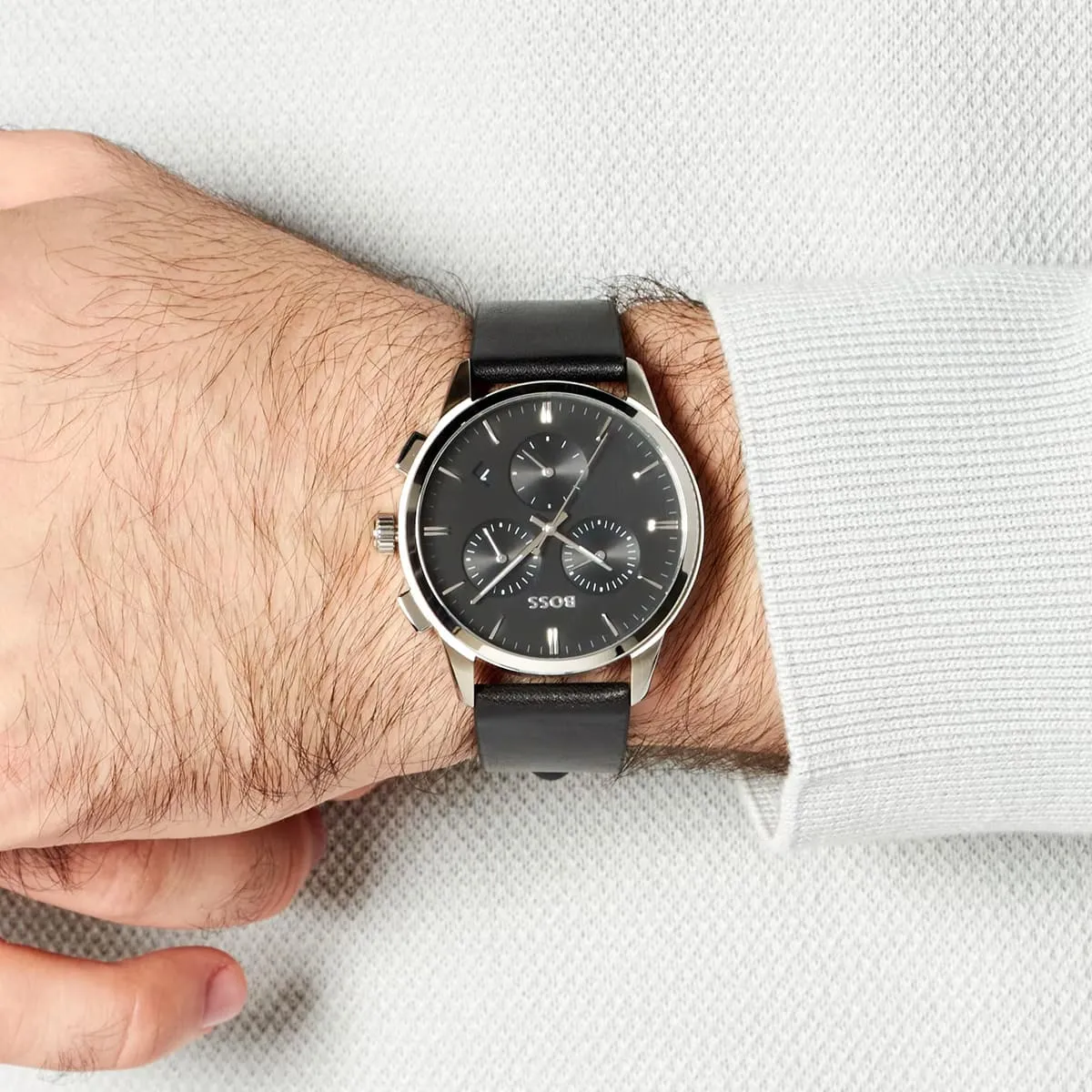 1513925-hugo-boss-watch-men-black-dial-leather-strap-quartz-battery-analog-chronograph-dapper_6.webp