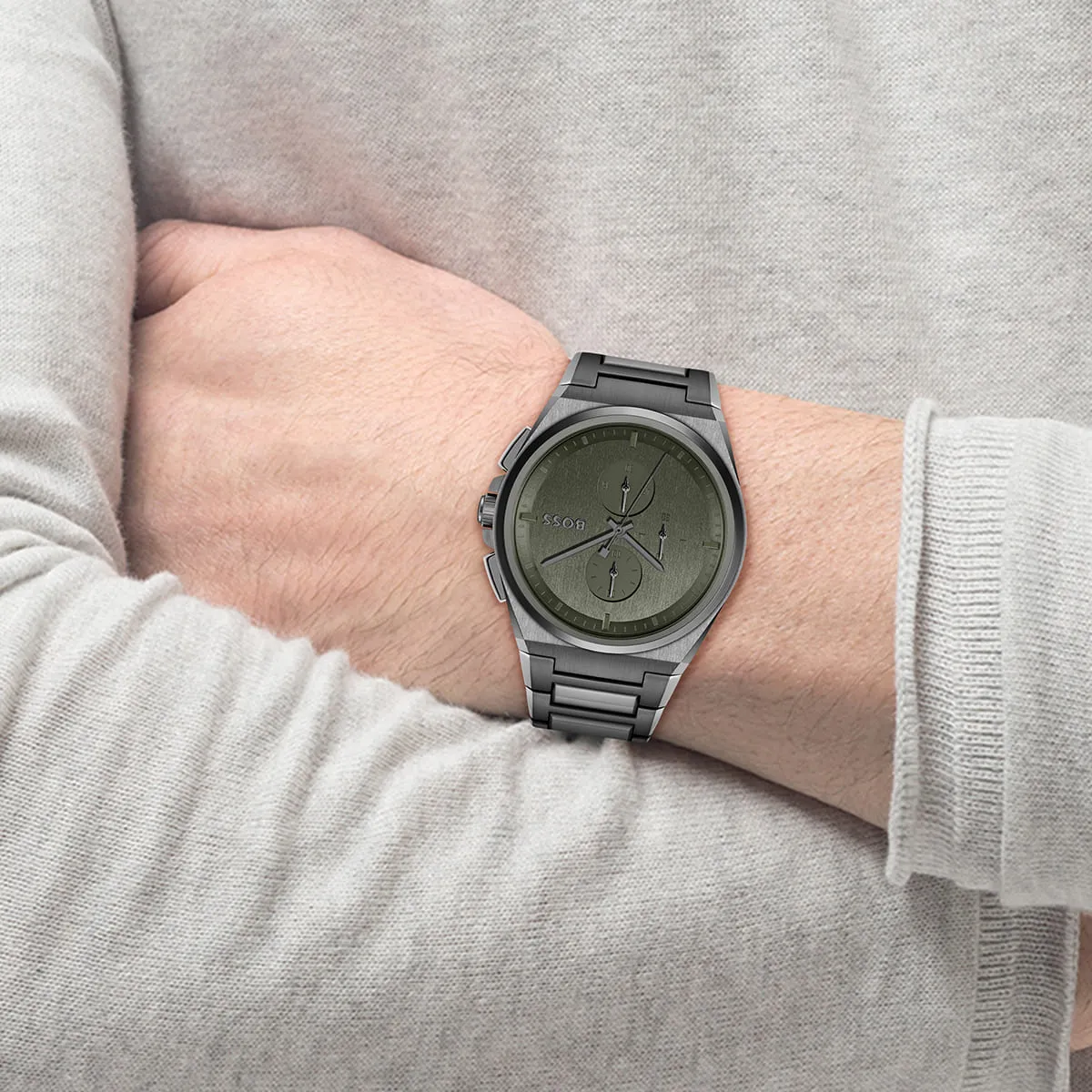 1514045-hugo-boss-watch-men-green-dial-metal-stainless-gray-strap-quartz-battery-analog-chronograph-steer_4.webp