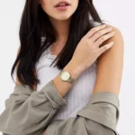 1781864-tommy-hilfiger-watch-women-crystals-gold-dial-mesh-metal-stainless-steel-golden-strap-quartz-battery-analog-three-hand-lynn.webp