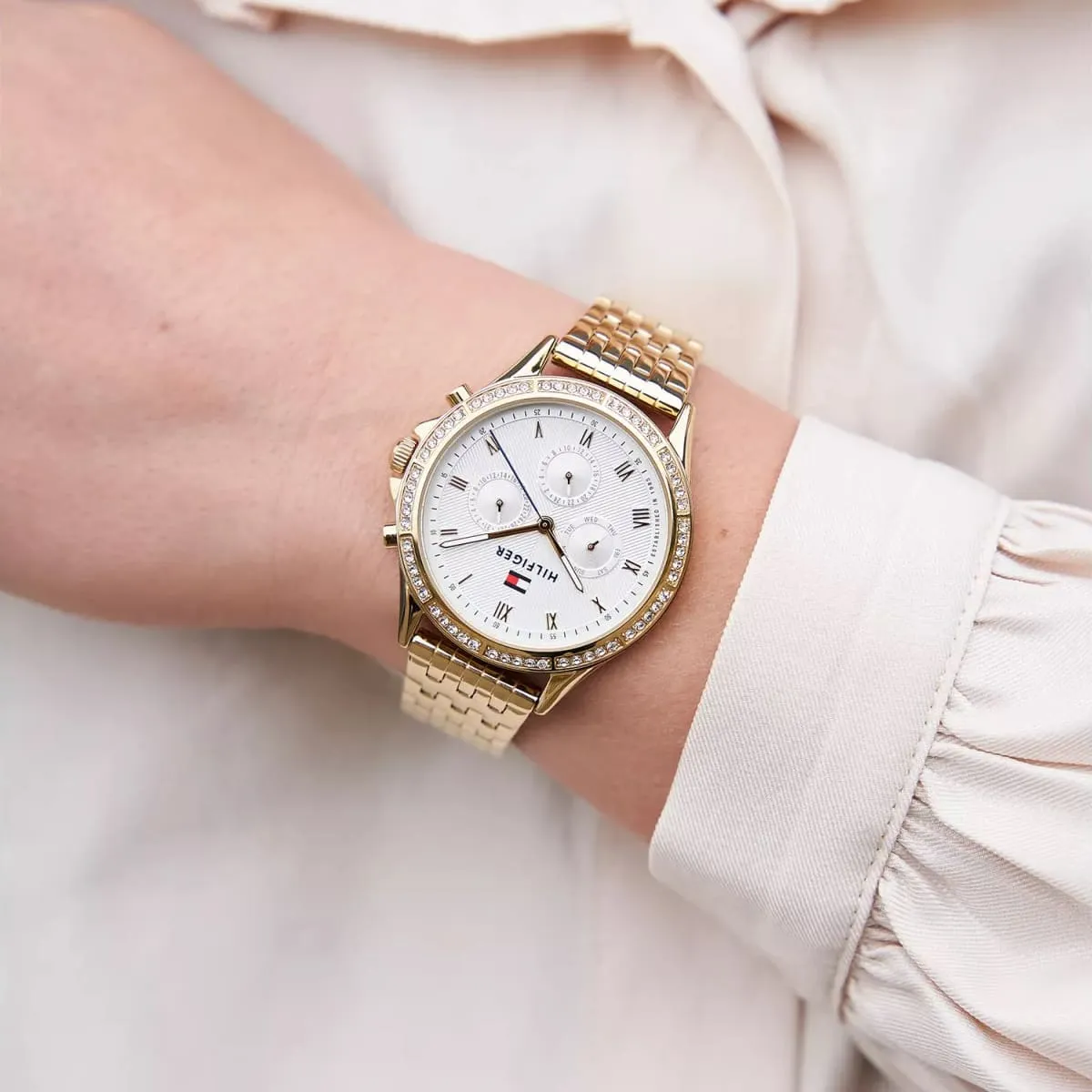 1782142-tommy-hilfiger-watch-women-crystals-white-dial-metal-stainless-steel-gold-strap-quartz-battery-analog-ari_16.webp