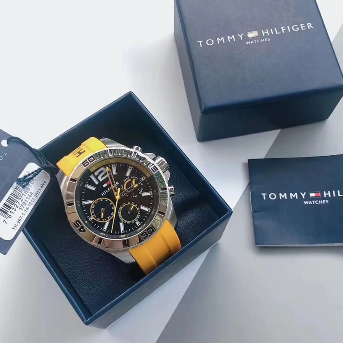 1791144-tommy-hilfiger-watch-5atm-men-gray-dial-rubber-yellow-strap-quartz-battery-analog-nolan_7.webp