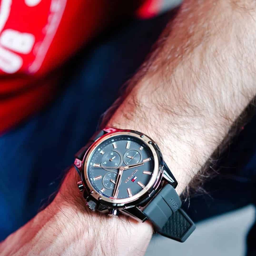 1791792-tommy-hilfiger-watch-men-gray-dial-rubber-grey-strap-quartz-analog-day-date-month-mason_5.jpg