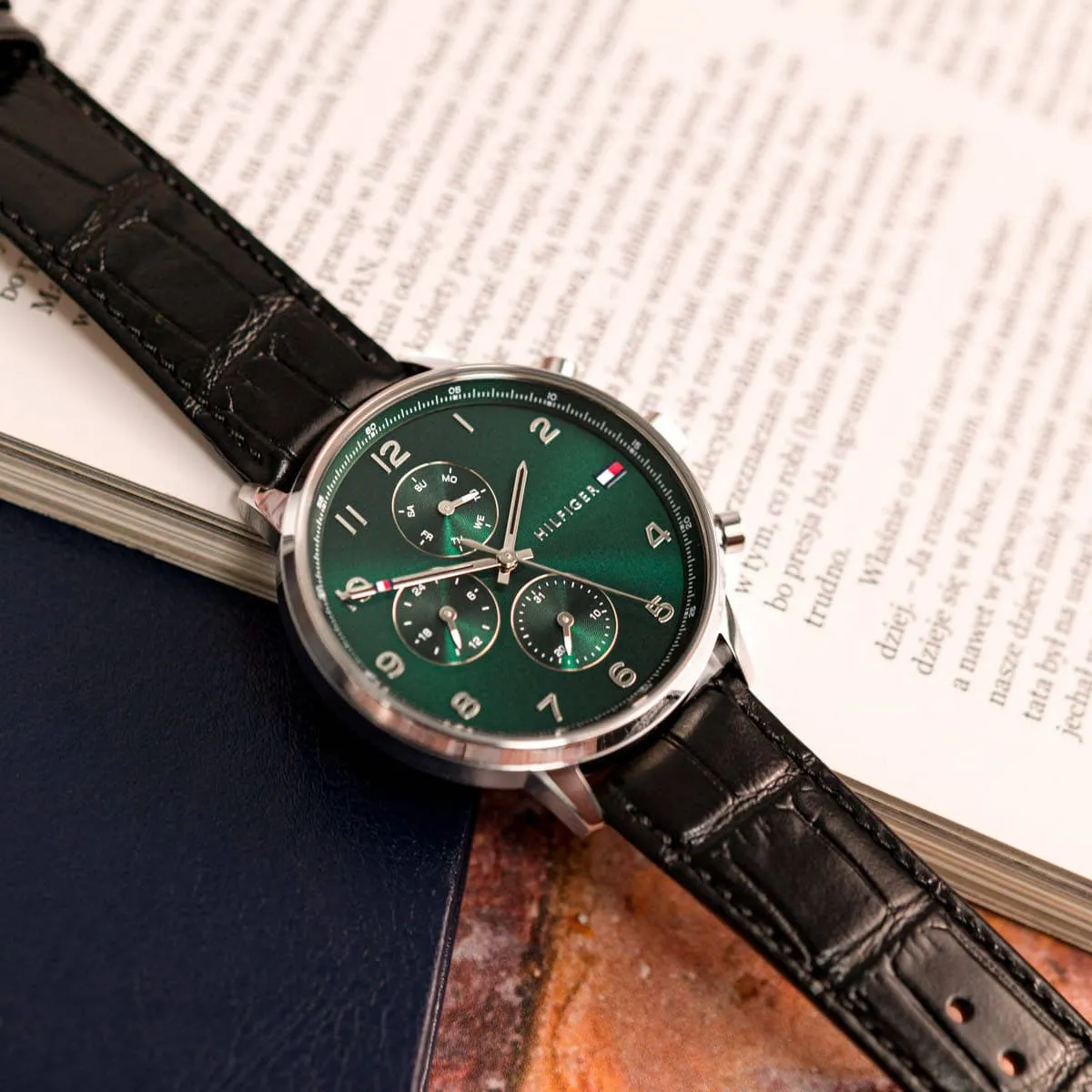 1791985-tommy-hilfiger-watch-men-green-dial-leather-black-strap-quartz-battery-analog-leondale_6.webp