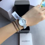 ar11039-emporio-armani-watch-madreperla-women-mother-of-pearl-white-dial-leather-gray-strap-quartz-battery-analog-gianni-t-bar.webp