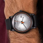 ar11176-emporio-armani-watch-men-gray-dial-rubber-black-strap-quartz-battery-analog-luigi.webp