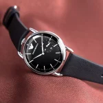 ar11336-emporio-armani-watch-men-black-dial-leather-strap-quartz-battery-analog-aviator.webp