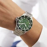ar11338-emporio-armani-watch-100-meters-men-green-dial-stainless-steel-metal-silver-strap-quartz-battery-analog-diver.webp