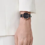 ar11424-emporio-armani-watch-women-blue-dial-leather-strap-quartz-battery-analog-gianni-t-bar.webp