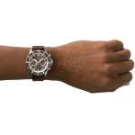 ar11486-emporio-armani-watch-100-meters-men-brown-dial-leather-strap-quartz-battery-analog-chronograph-diver.webp