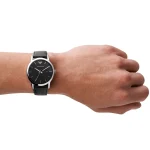 ar1692-emporio-armani-watch-men-black-dial-leather-strap-quartz-battery-analog-luigi.webp