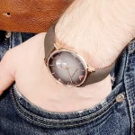 ar1723-emporio-armani-watch-men-gray-dial-leather-grey-strap-quartz-battery-analog-gianni-large.webp