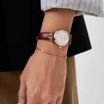 ar80052-emporio-armani-watch-gift-set-women-mother-of-pearl-white-dial-leather-red-strap-quartz-battery-analog-gianni-t-bar.webp