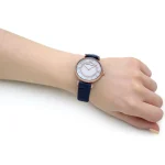 ar80053-emporio-armani-watch-gift-set-women-crystals-white-dial-leather-blue-strap-quartz-battery-analog-gianni-t-bar.webp