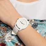 ax7126-armani-exchange-watch-women-white-dial-rubber-strap-quartz-analog-three-hand-luggage-tag-gift-set-lady-banks.jpg