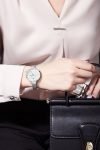 nf5001s-s-w-s-naviforce-watch-women-white-dial-metal-silver-mesh-strap-quartz-battery-analog-for-dream.jpg