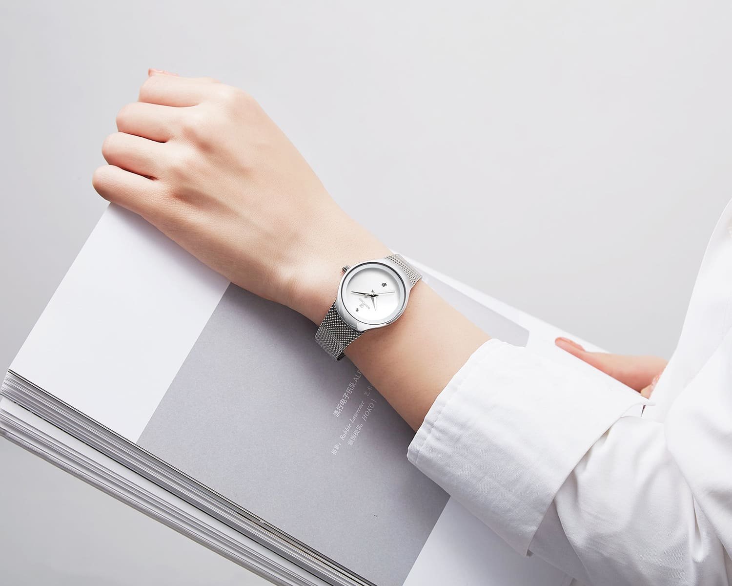 nf5004-s-w-naviforce-watch-women-white-dial-metal-silver-mesh-strap-quartz-battery-analog-for-dream_3.jpg