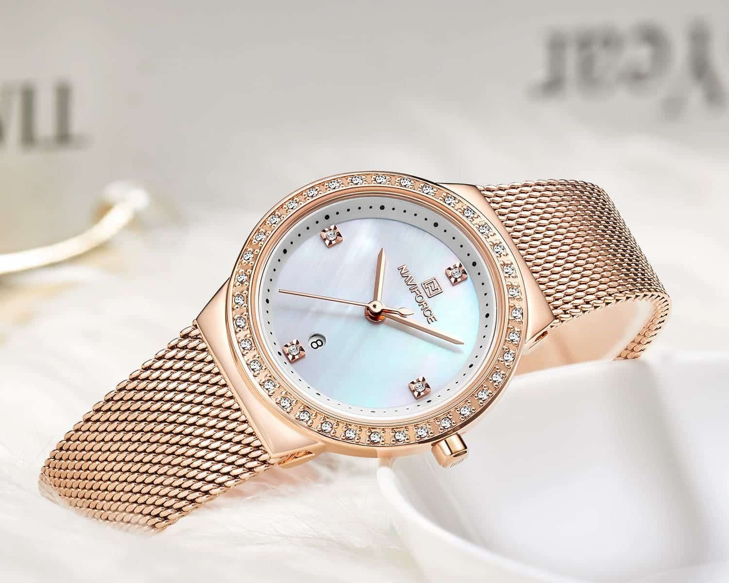 nf5005-rg-w-naviforce-watch-crystals-women-white-mother-of-pearl-dial-metal-rose-gold-strap-quartz-battery-analog-for-dream_4.jpg