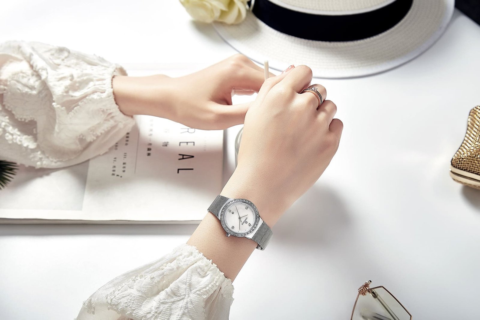 nf5005-s-w-naviforce-watch-crystals-women-white-mother-of-pearl-dial-metal-silver-strap-quartz-battery-analog-for-dream_3.jpg