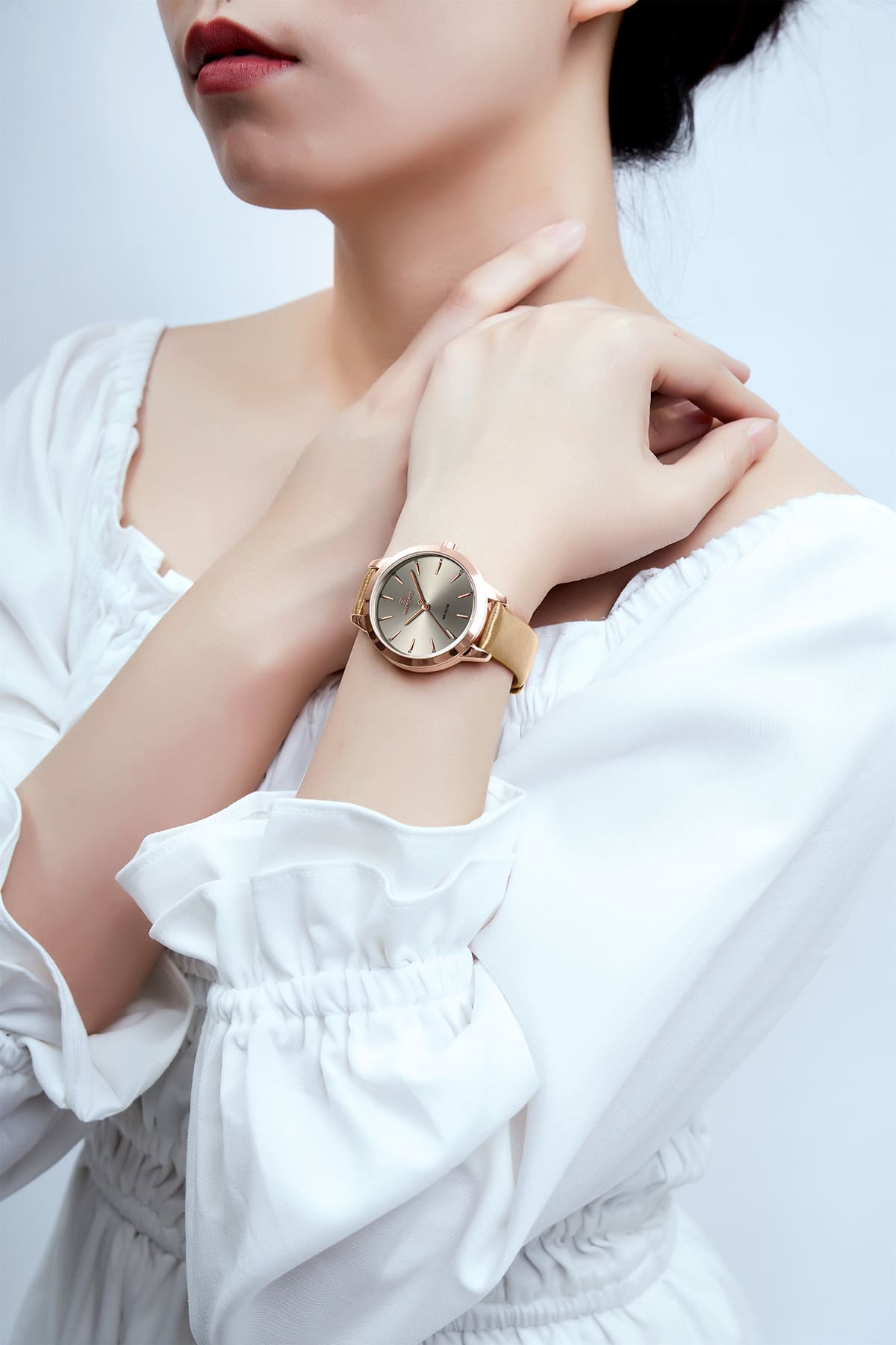 nf5024-rg-gy-g-naviforce-watch-women-gray-dial-leather-gold-strap-quartz-battery-analog-wr-3atm-for-dream_7.jpg