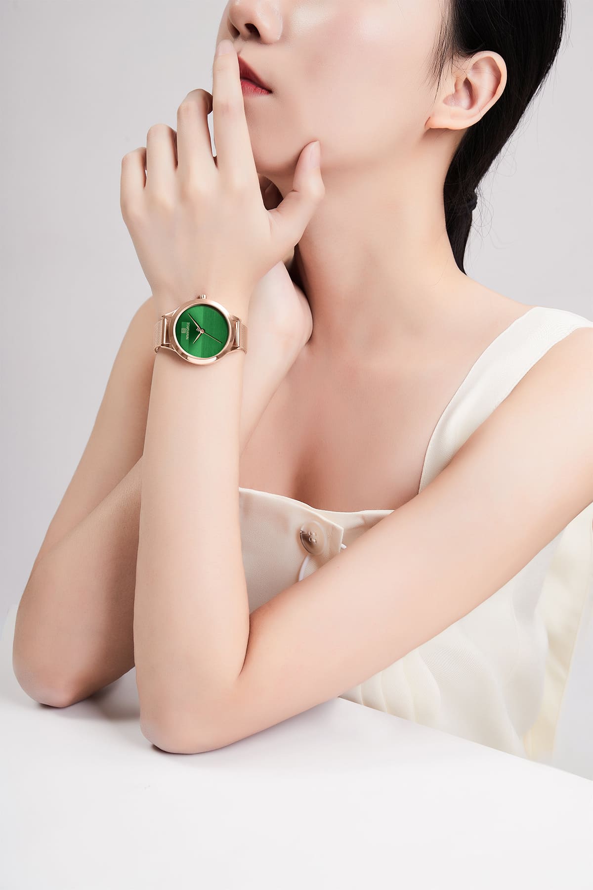 nf5027-rg-gn-naviforce-watch-women-green-dial-metal-rose-gold-mesh-strap-quartz-battery-analog-for-dream_5.jpg
