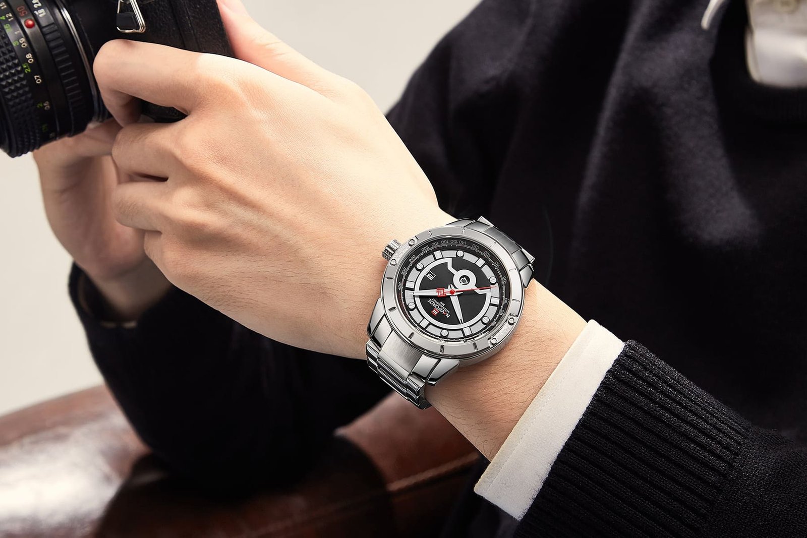 nf9166-s-b-naviforce-watch-men-black-dial-metal-silver-strap-quartz-battery-analog-water-resistant-30m-for-dream_3.jpg