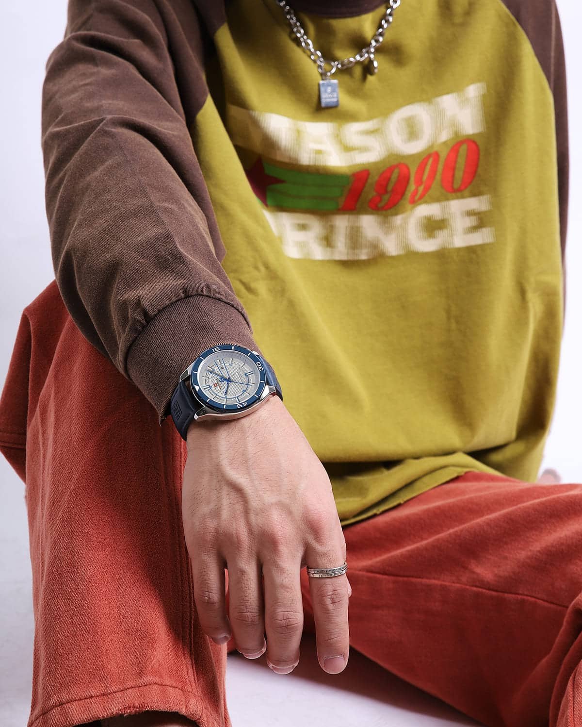nf9209-s-w-be-naviforce-watch-men-white-dial-leather-blue-strap-quartz-battery-analog-three-hand-for-dream_5.jpg