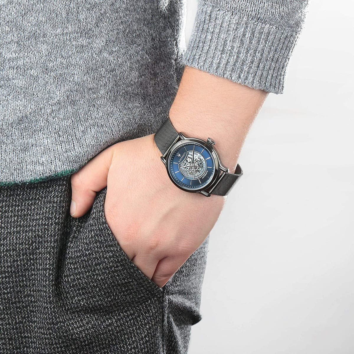 r8823118002-maserati-watch-men-blue-dial-metal-stainless-steel-gray-mesh-strap-automatic-analog-wr-10-atm-three-hand-epoca_6.jpg