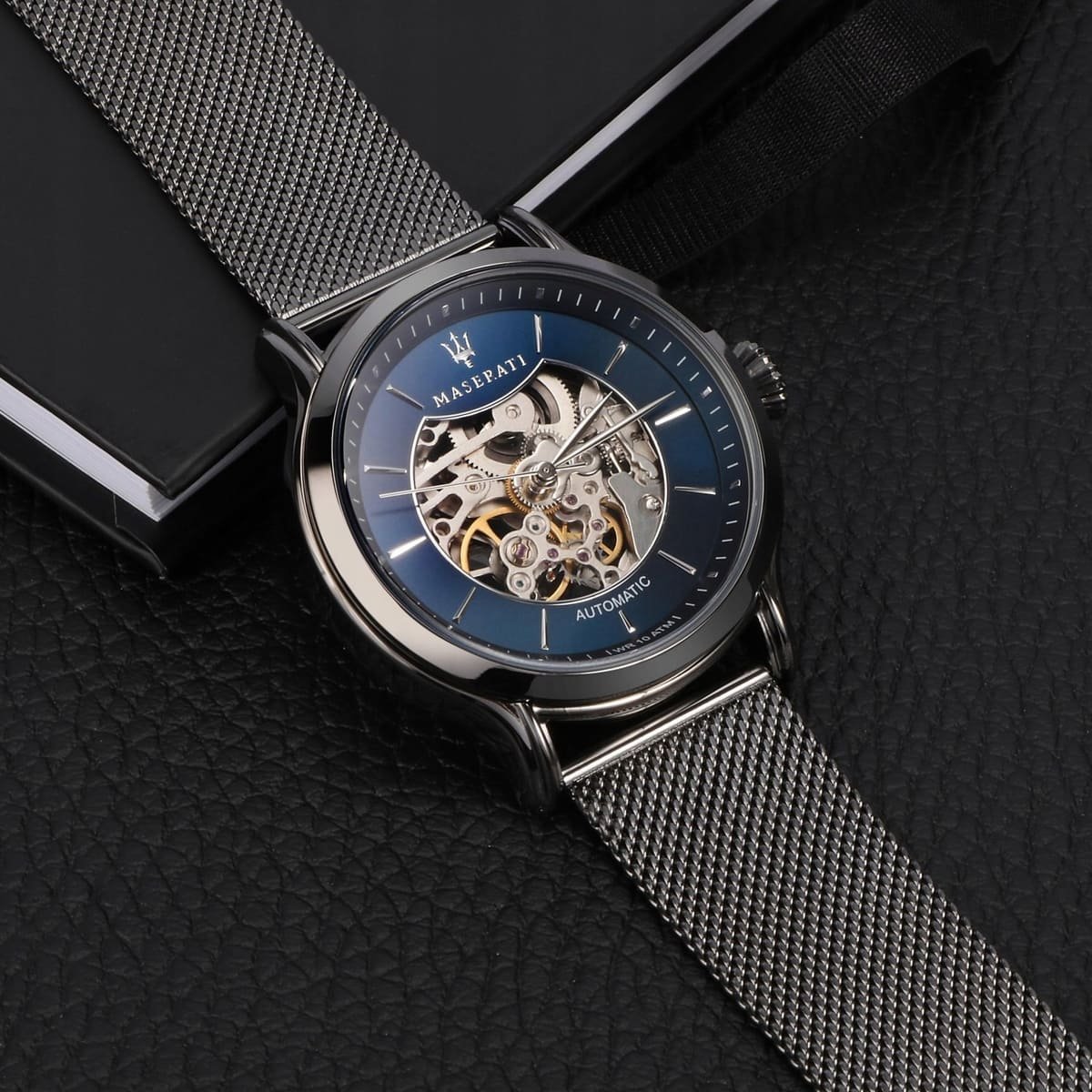 r8823118003-maserati-watch-men-blue-dial-metal-stainless-steel-gray-mesh-strap-automatic-analog-wr-10-atm-three-hand-epoca_4.jpg