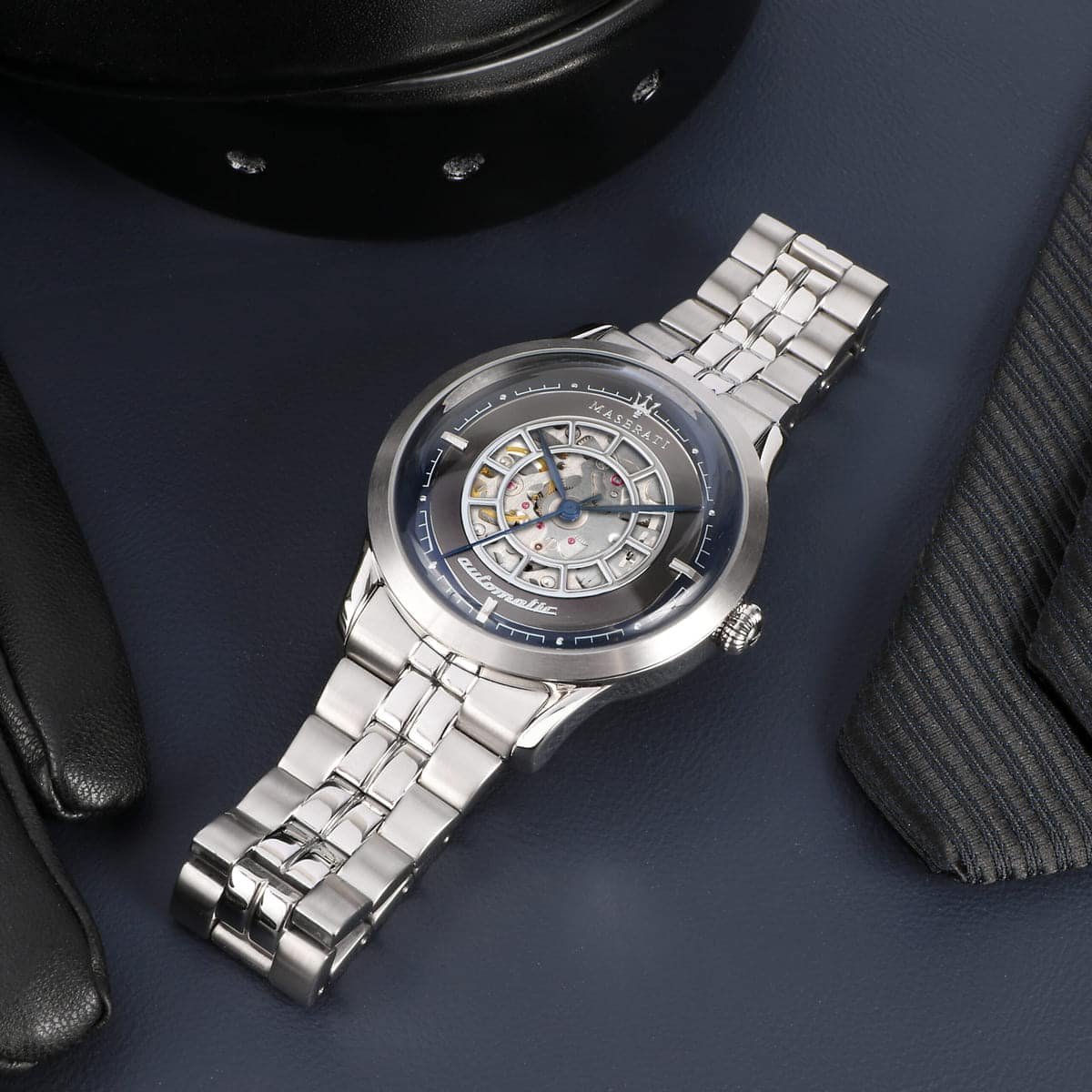 r8823133003-maserati-watch-men-gray-dial-metal-stainless-steel-silver-strap-automatic-analog-three-hand-ricordo_11.jpg