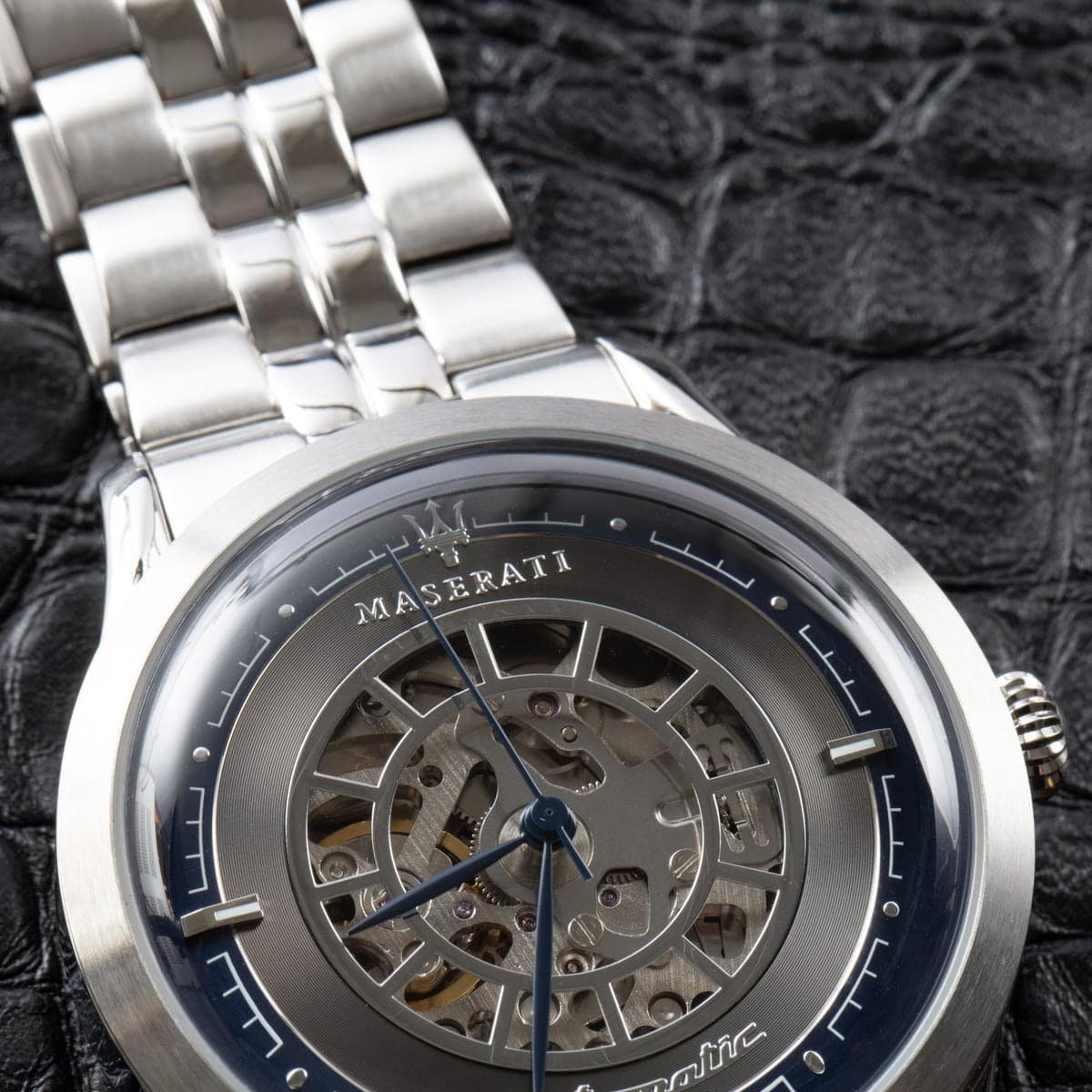 r8823133003-maserati-watch-men-gray-dial-metal-stainless-steel-silver-strap-automatic-analog-three-hand-ricordo_6.jpg