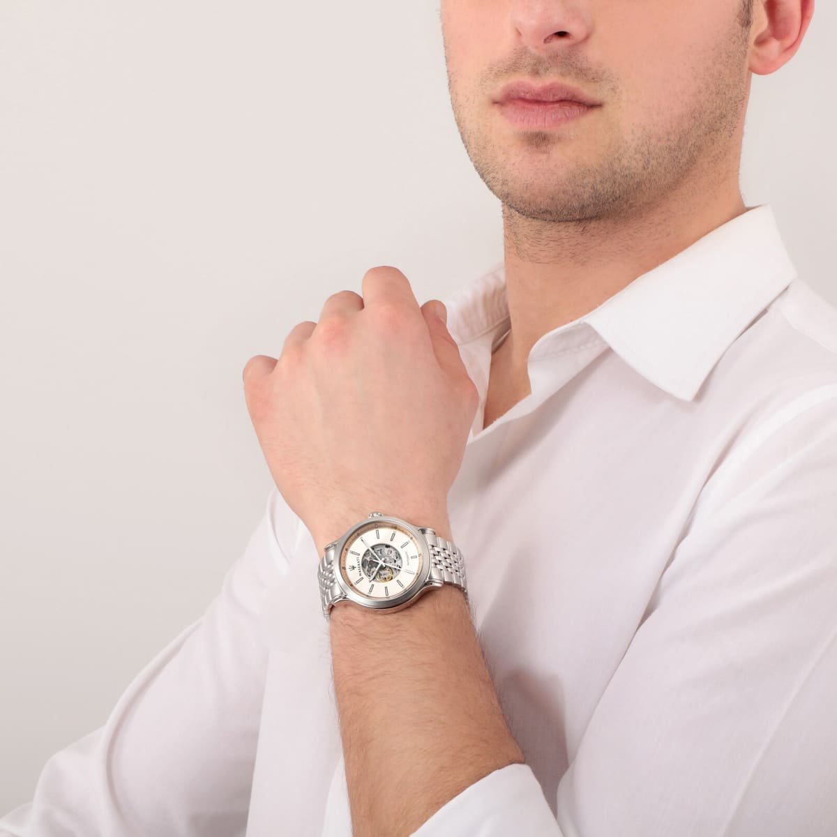 r8823138002-maserati-watch-men-white-dial-metal-stainless-steel-silver-strap-automatic-analog-three-hand-legend_6.jpg