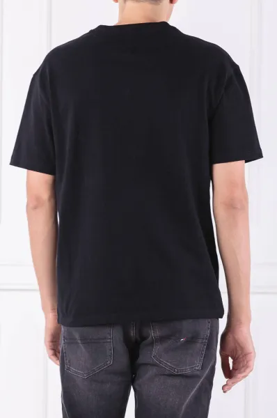 تومي هيلفيجر تيشيرت راوند Relaxed Fit تومي هيلفيجر تيشيرت راوند Relaxed Fit