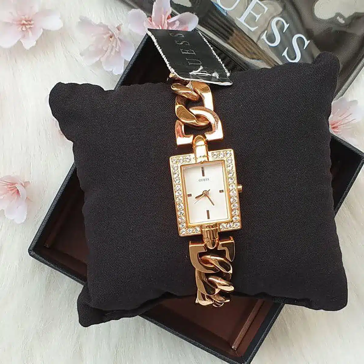 w0540l3-guess-square-watch-women-white-dial-metal-stainless-steel-rose-gold-strap-quartz-battery-analog-crystals-mini-mod_5.webp
