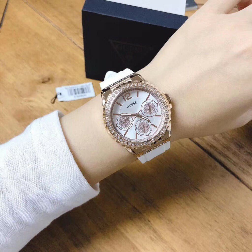w0846l5-guess-watch-women-white-rubber-starlight-hand-7.jpg