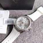 w0846l8-guess-watch-women-white-rubber-starlight.jpg