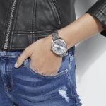 w1279l1-guess-watch-women-silver-metal-claudia.jpg