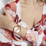 w1313l3-guess-watch-women-rose-gold-metal-nova.jpg