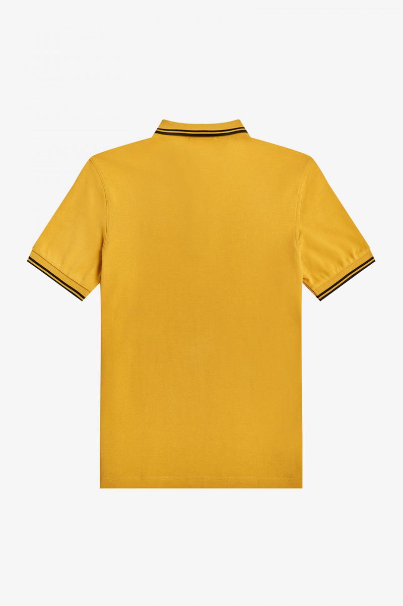 فريد بيري بولو شيرت بشعار بارز فريد بيري بولو شيرت بشعار بارز