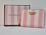 محفظة فكتوريا سيكريت