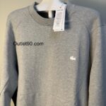 لاكوست سويتشرت بشعار بارز