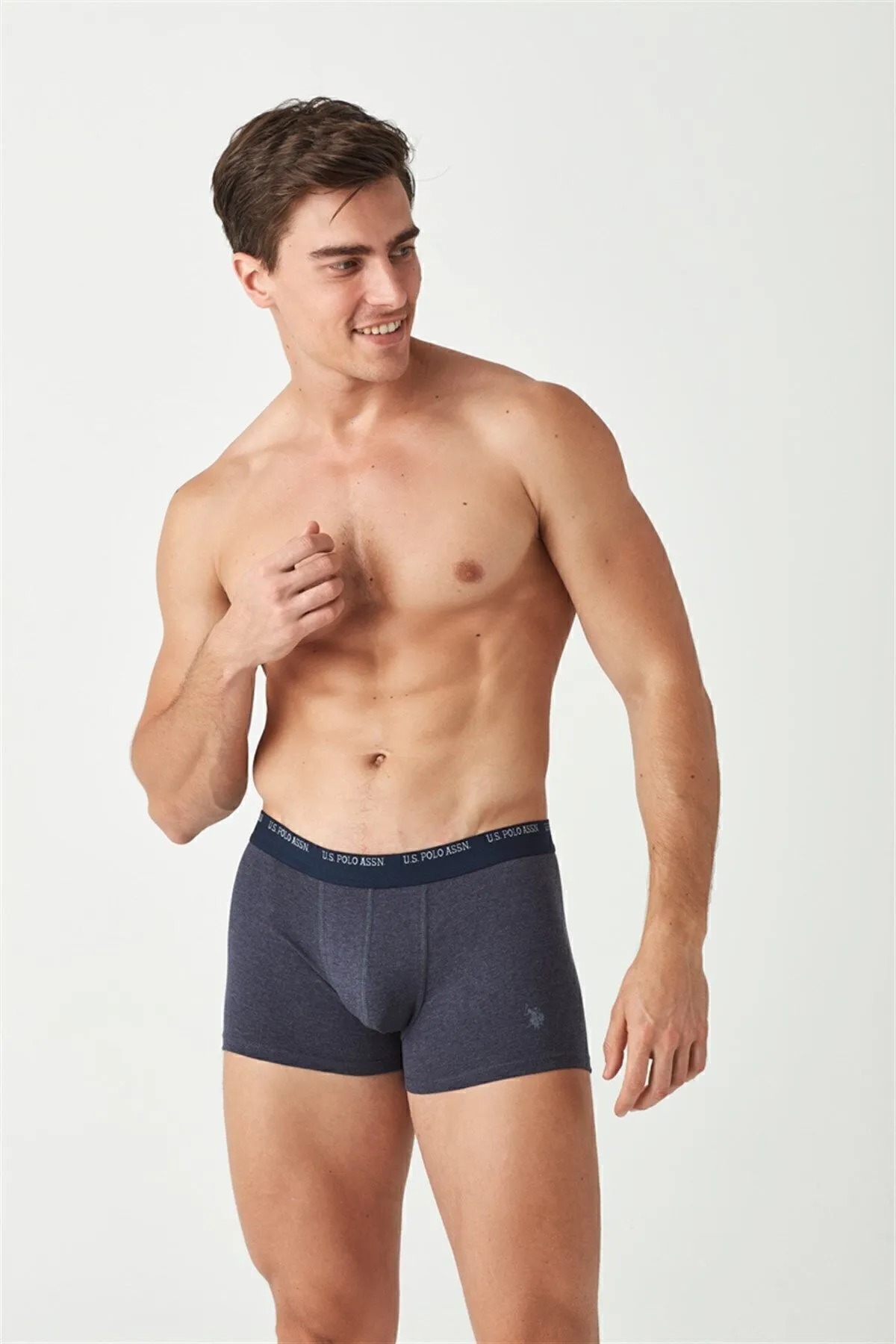 main-1-U.S. Polo Assn. US Polo Assn. بوكسر رجالي - طقم مكون من قطعتين باللون الأزرق الداكن والرمادي