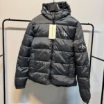 كالفن كلاين جاكيت