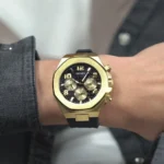 gw0583g2-guess-watch-men-black-dial-rubber-strap-quartz-battery-analog-empire.webp