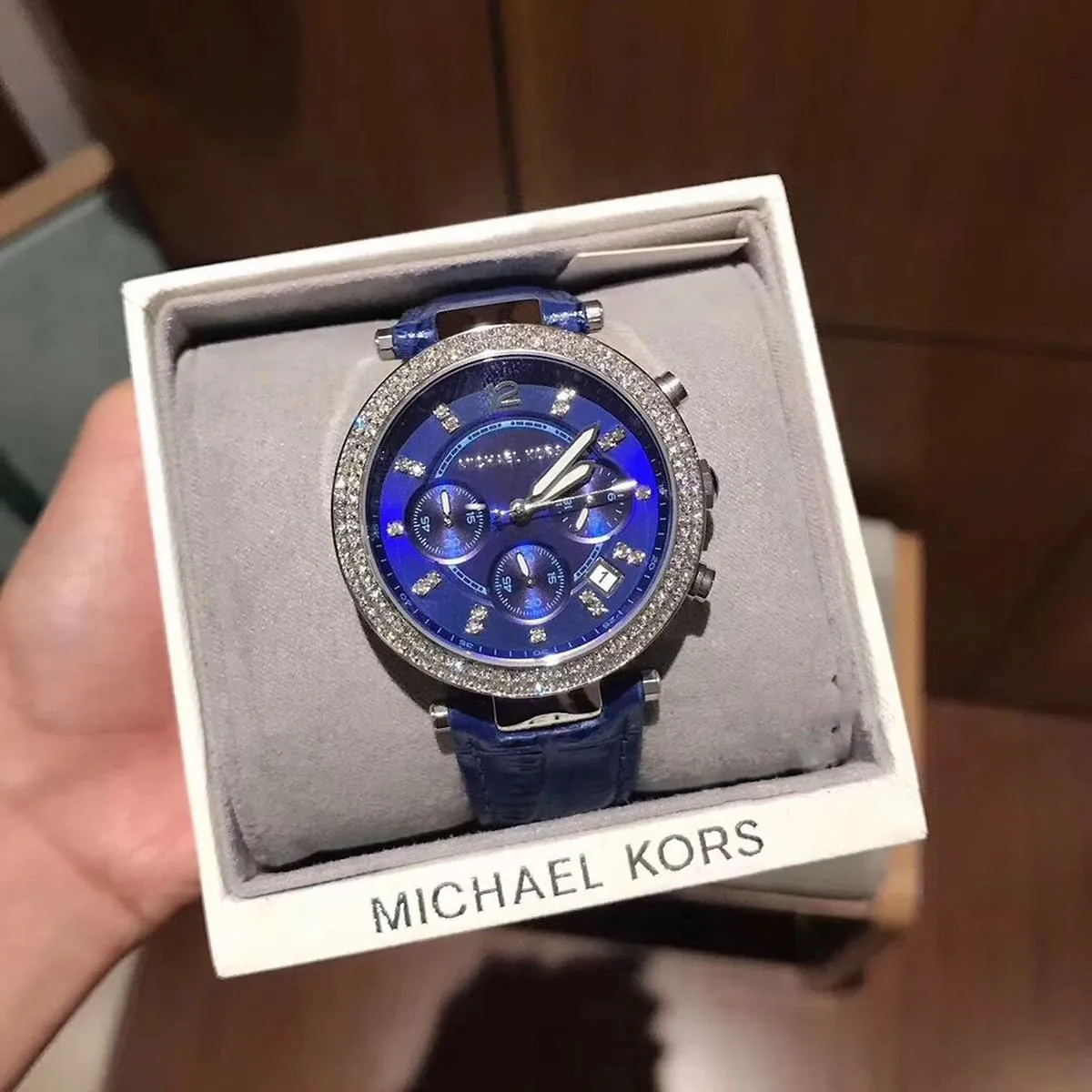 mk2384-michael-kors-watch-women-crystals-blue-dial-leather-strap-quartz-battery-analog-chronograph-parker_5.webp