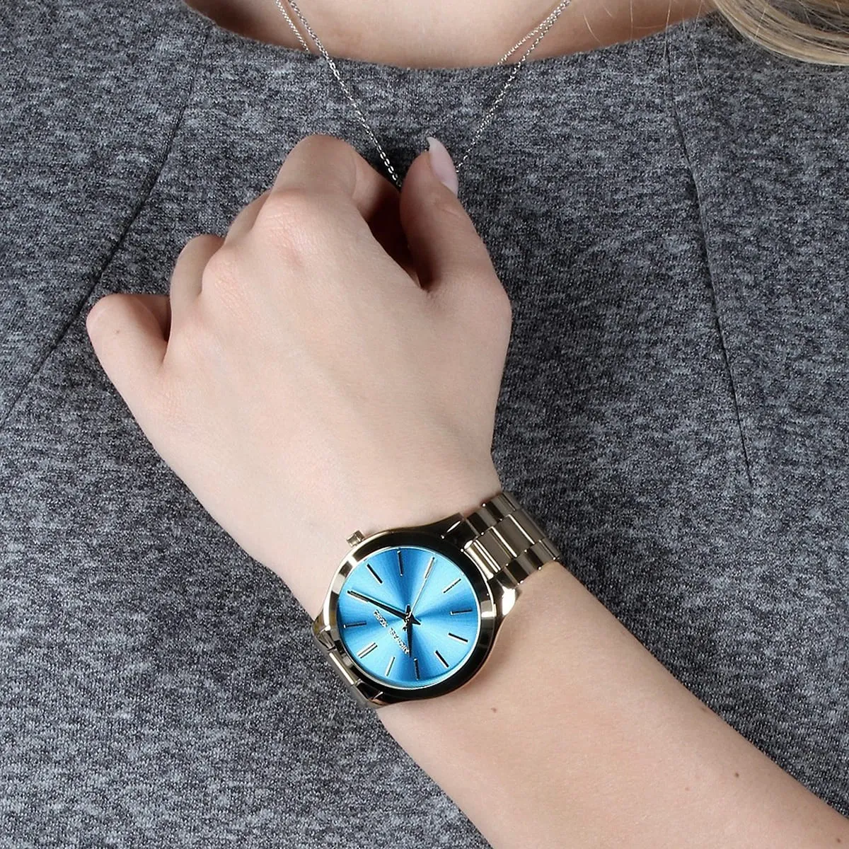 mk3265-michael-kors-watch-women-blue-dial-metal-stainless-steel-gold-strap-quartz-battery-analog-three-hand-runway-slim_12.webp