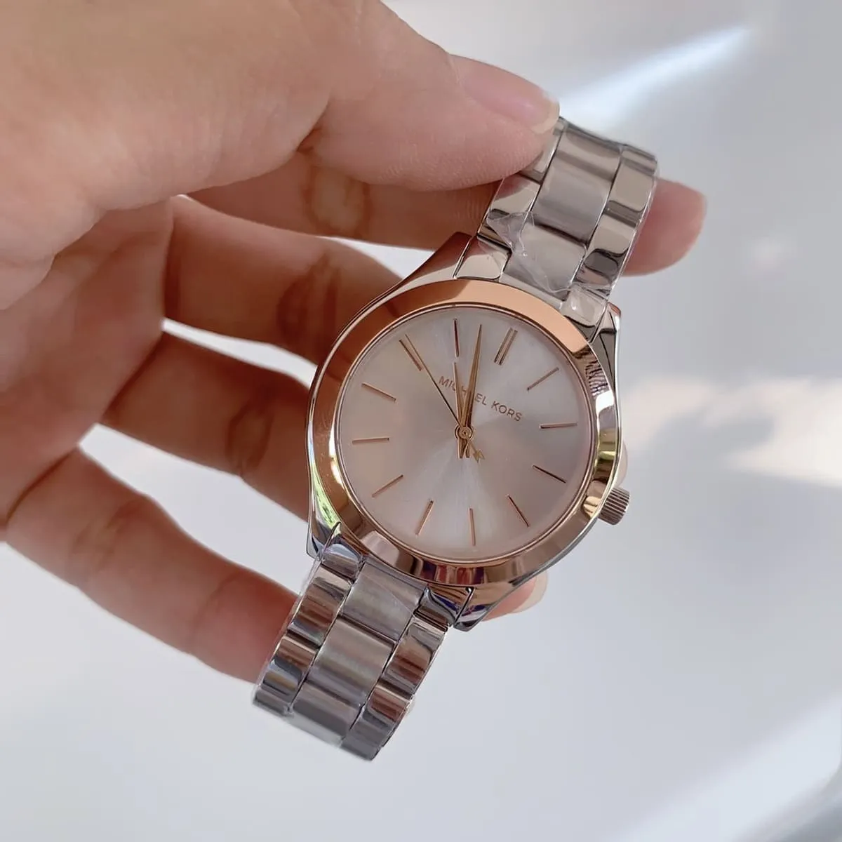 mk3514-michael-kors-watch-women-silver-dial-metal-stainless-steel-strap-quartz-battery-analog-three-hand-runway-slim-mini_14.webp