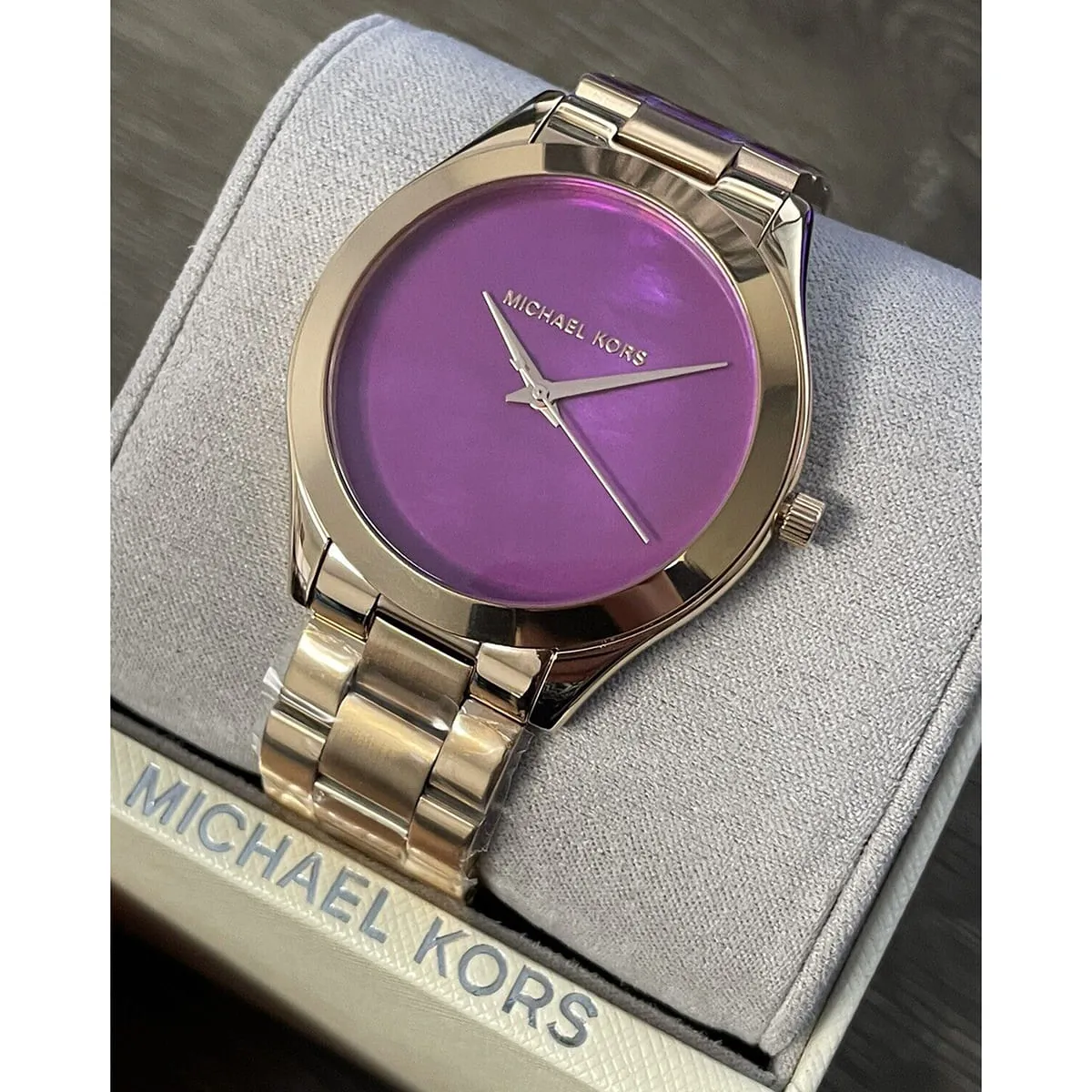 mk3550-michael-kors-watch-women-mother-of-pearl-pink-dial-metal-stainless-steel-rose-gold-strap-quartz-battery-analog-three-hand-runway-slim_5.webp