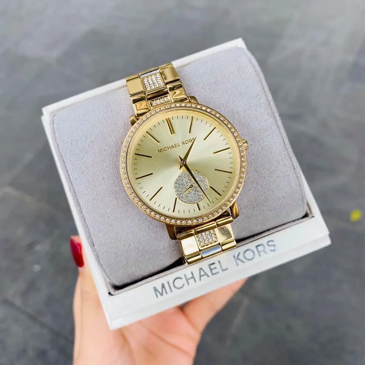 mk3811-michael-kors-watch-women-crystals-gold-dial-metal-stainless-steel-golden-strap-quartz-battery-analog-three-hand-jaryn_6.webp