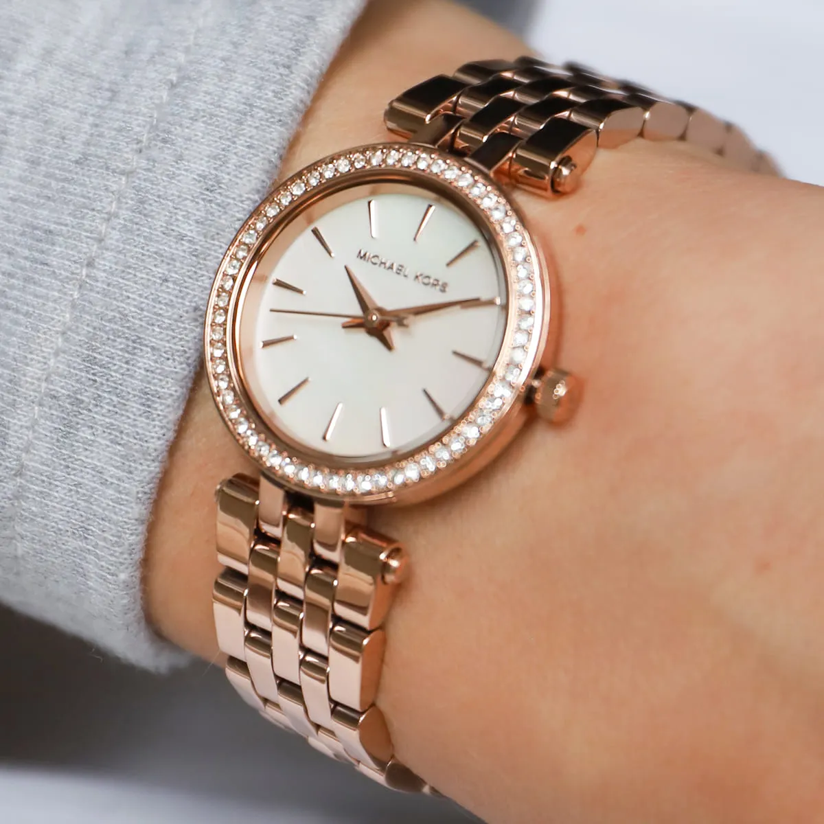 mk3832-michael-kors-watch-women-mother-of-pearl-crystals-white-dial-metal-stainless-steel-rose-gold-strap-quartz-battery-analog-three-hand-darci_9.webp