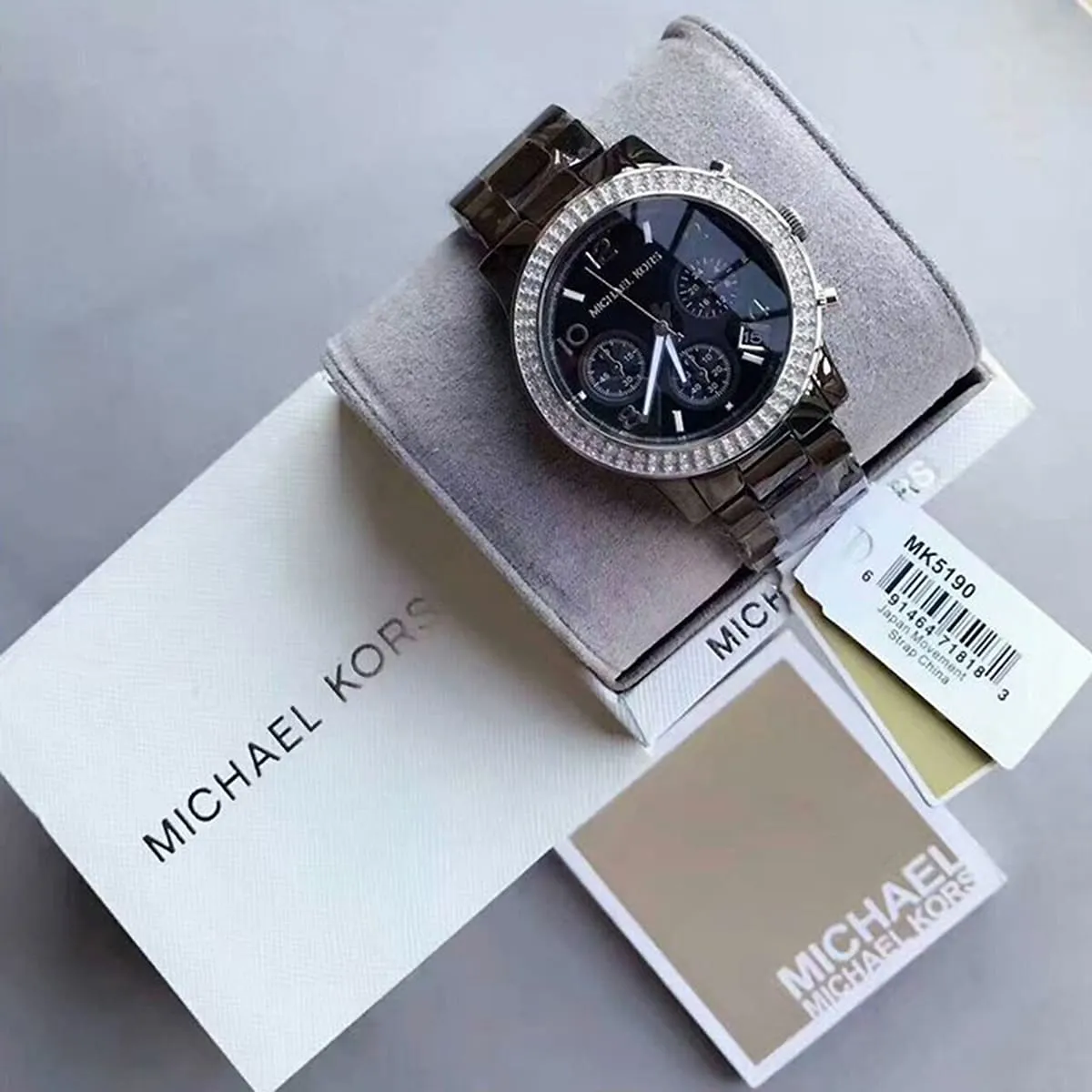 mk5190-michael-kors-watch-women-crystals-black-dial-ceramic-strap-quartz-battery-analog-chronograph-runway_12.webp